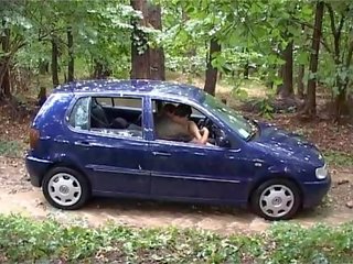 Italština mladý žena souložit venkovní v the auto